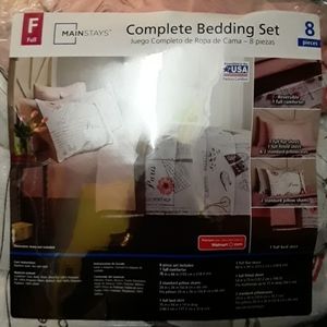 Brand new Paris bed spread